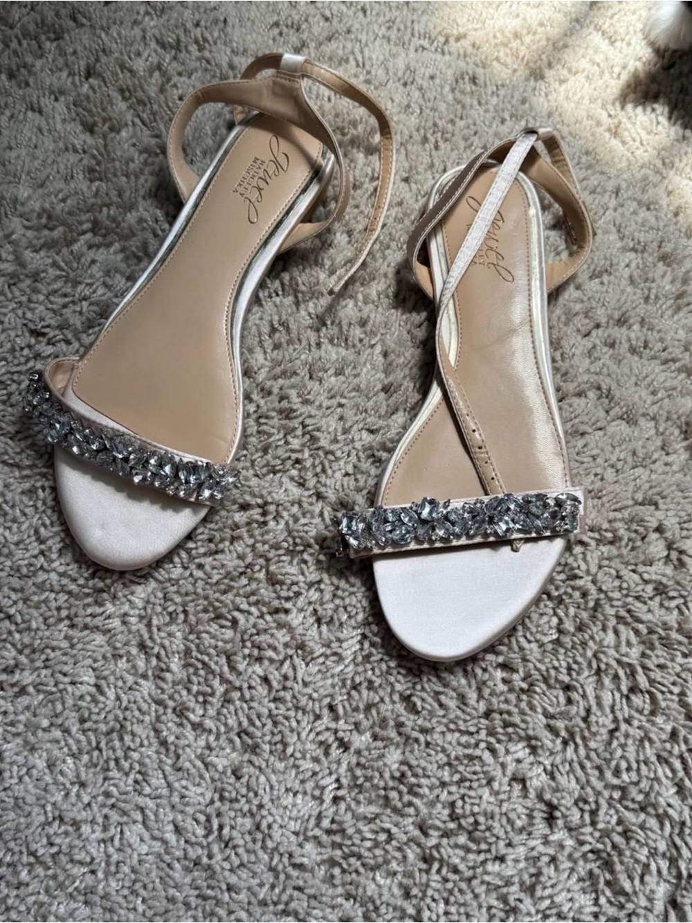 Jewel Badgley Mischka Women’s Ivory Rhinestone Ankle Strap Sandals 6.5 - Ohara